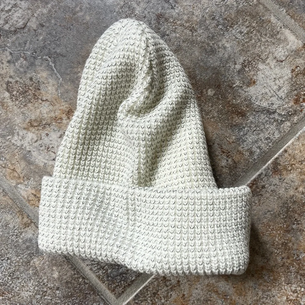 FP Movement Let’s Race Fleece Lined Recycled Yarn Beanie NWOT